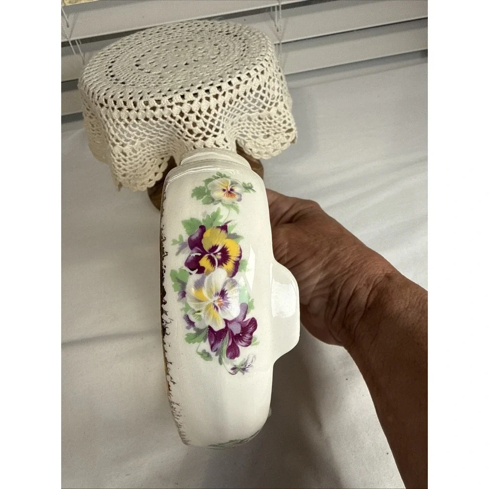 VTG Heart Shaped Pansy Posey Flower Table Top Ring Vase 6.25X5.5
